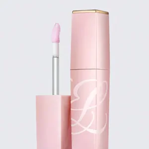 estee-lauder-lips.webp